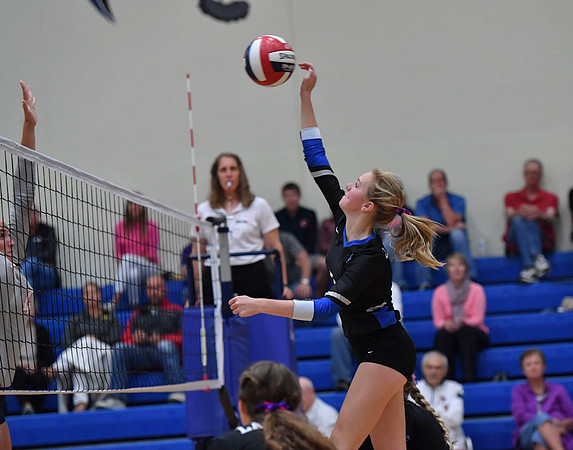 VOLLEYBALL_09