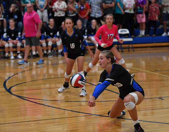 VOLLEYBALL_12