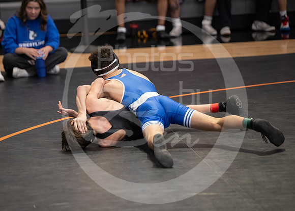 24.2.10_District Wrestling (K)_011