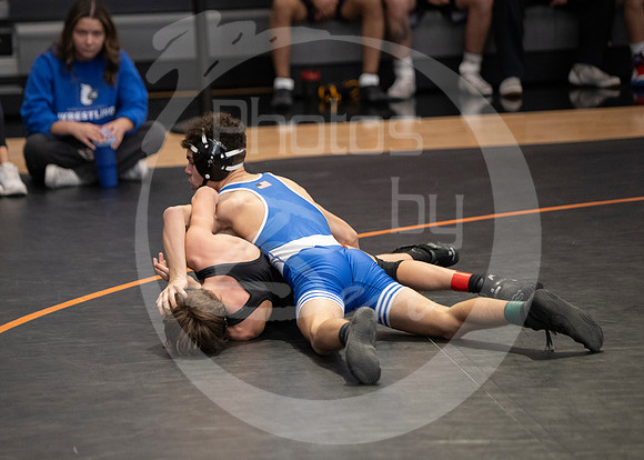 24.2.10_District Wrestling (K)_012