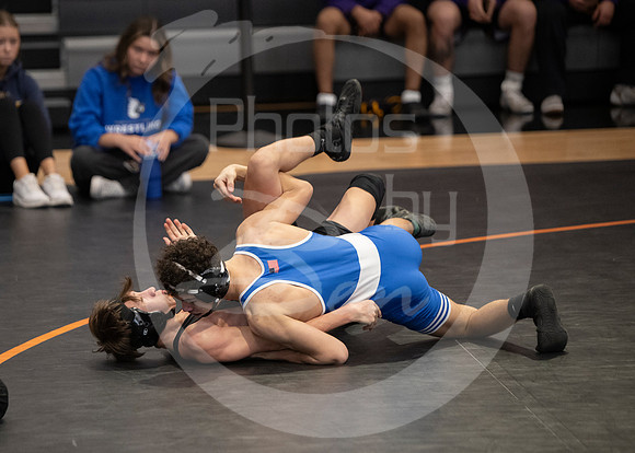 24.2.10_District Wrestling (K)_014