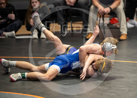 24.2.10_District Wrestling (K)_039