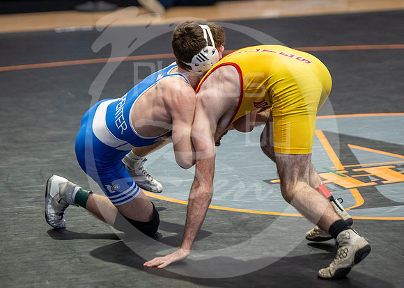 24.2.10_District Wrestling (K)_050
