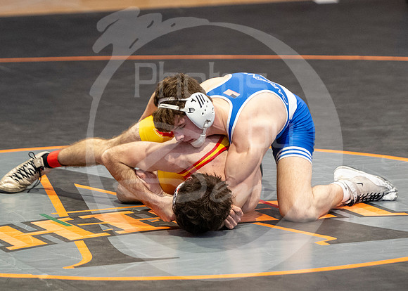 24.2.10_District Wrestling (K)_057