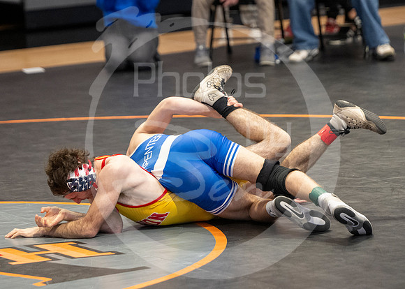 24.2.10_District Wrestling (K)_060