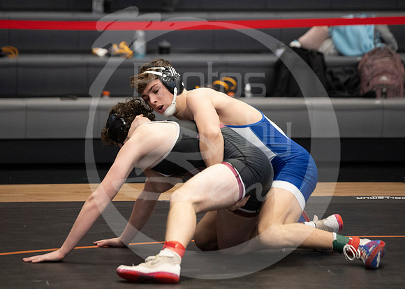 24.2.10_District Wrestling (K)_090