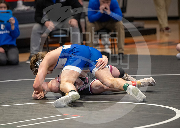 24.2.10_District Wrestling (K)_124