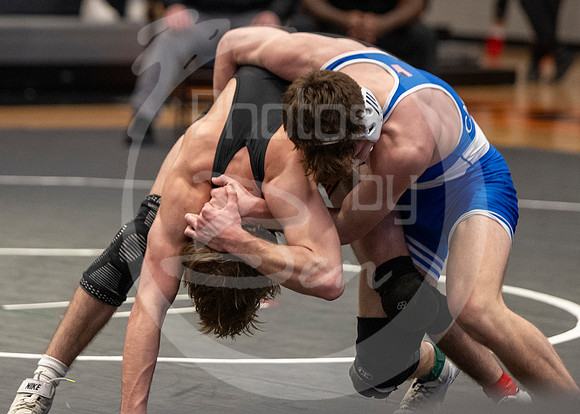 24.2.10_District Wrestling (K)_320