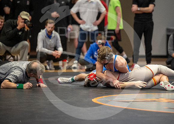 24.2.10_District Wrestling (K)_382