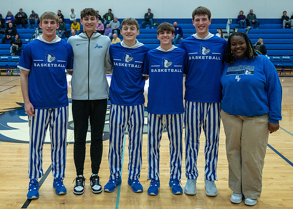 2.15.24_Boys BB Senior Night_03
