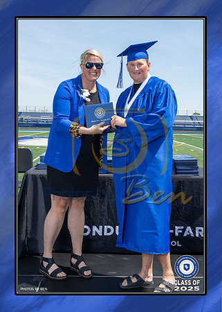 GRAD 13_5X7