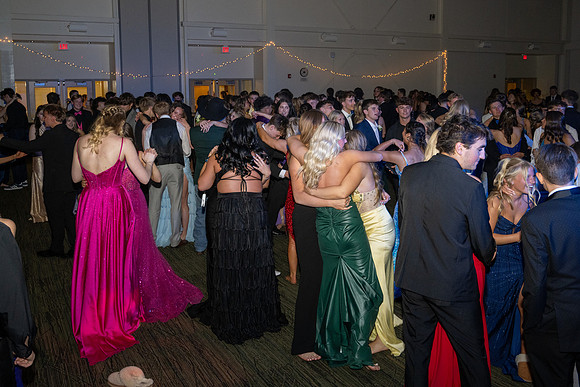 Prom Dance_4.26.25022
