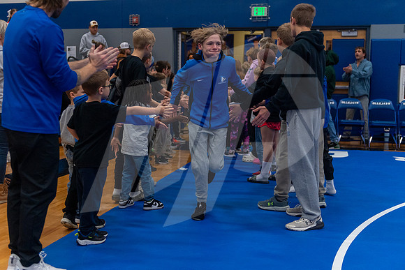20241219Wrestling-001