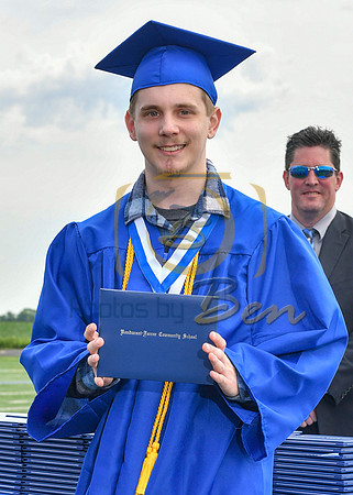 GRADUATE_019