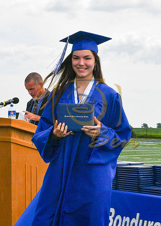 GRADUATE_025