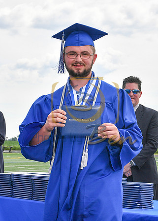 GRADUATE_027