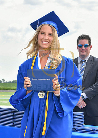 GRADUATE_038