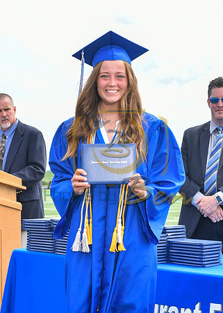 GRADUATE_045