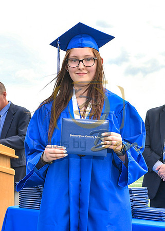 GRADUATE_049