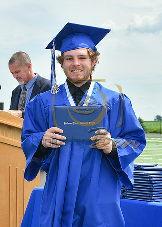 GRADUATE_054