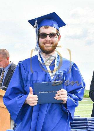 GRADUATE_060
