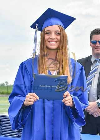 GRADUATE_076