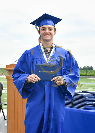 GRADUATE_096
