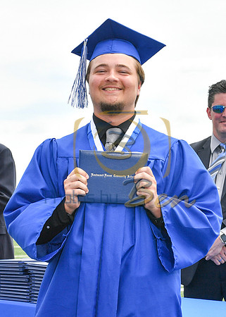 GRADUATE_104