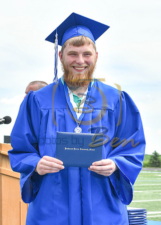 GRADUATE_122