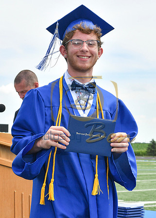 GRADUATE_125