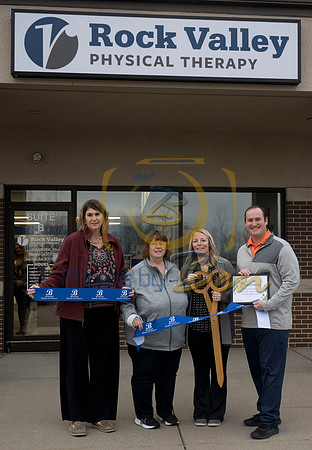 Rock Valley PT Ribbon Cutting_11.14.2409
