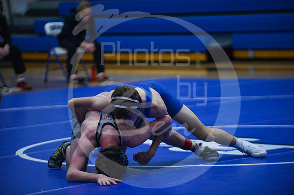JV-WREST_Gilbert_004