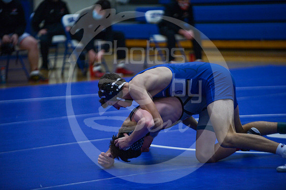 JV-WREST_Gilbert_005
