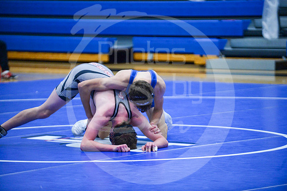 JV-WREST_Gilbert_016