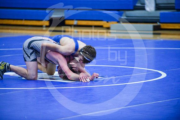 JV-WREST_Gilbert_017