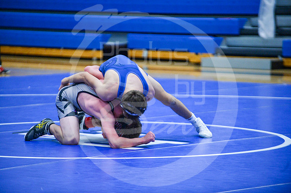 JV-WREST_Gilbert_018
