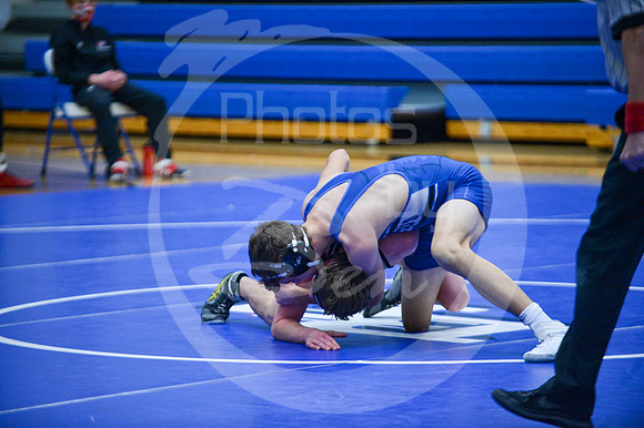 JV-WREST_Gilbert_019