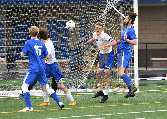 Substate_B_Soccer_025
