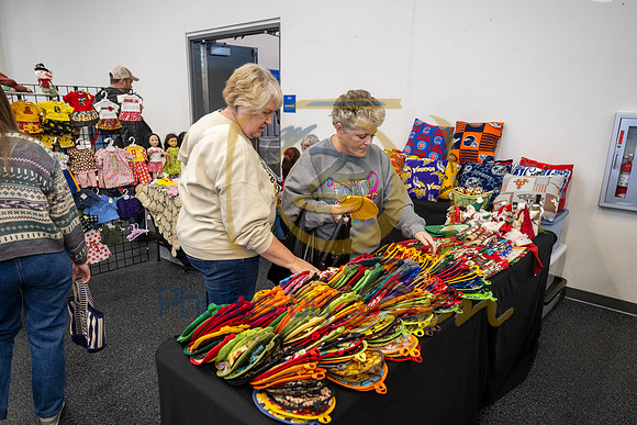 Farmers Market_12.8.24_063