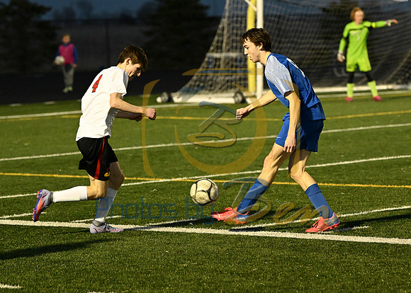 B Soccer 4.11_137
