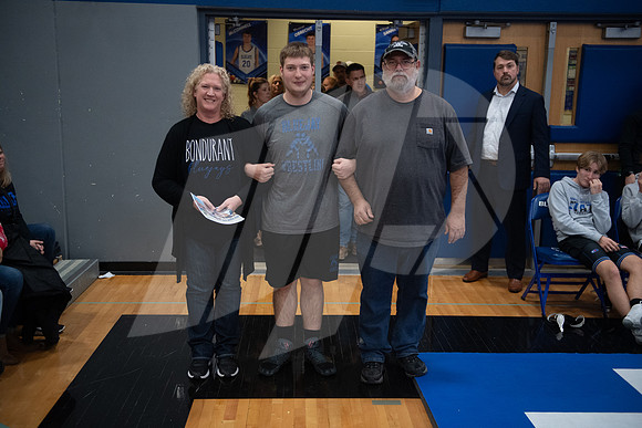 20241219WrestlingSrNight_037