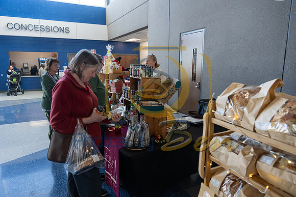 Farmers Market_12.8.24_031