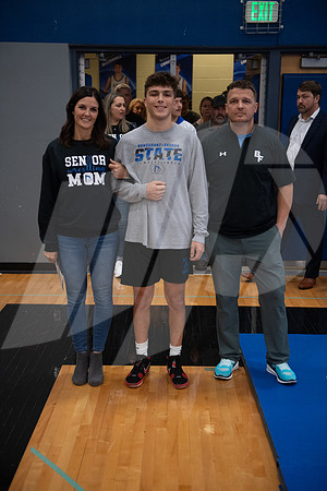 20241219WrestlingSrNight_027