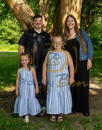 Frueh Family Photos_6.15.24_26 Edited
