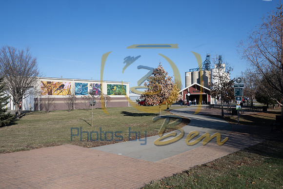 Around Town_12.8.24_009