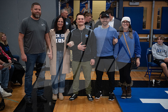 20241219WrestlingSrNight_016