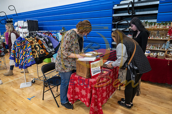 Farmers Market_12.8.24_049