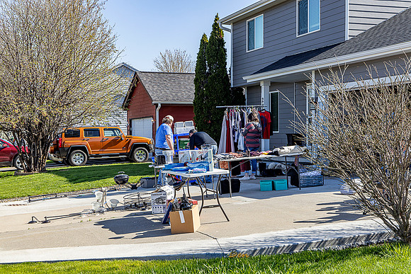 2022 GarageSale_006