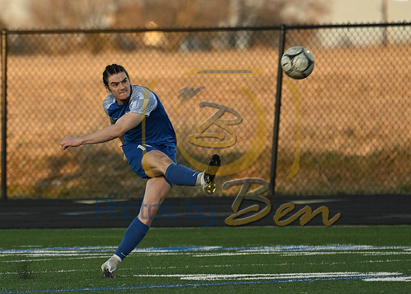 B Soccer 4.11_076