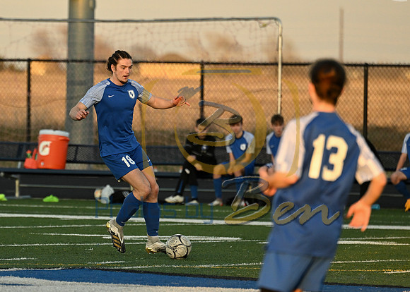 B Soccer 4.11_077